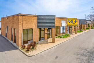 Plus de détails pour 595 Middlefield Rd, Toronto, ON - Industriel/Logistique à louer