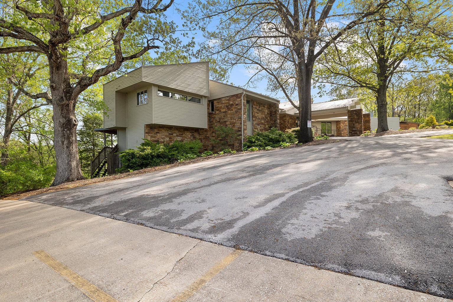 381 W Guin Rd, Nixa, MO à vendre Photo principale– Image 1 sur 94