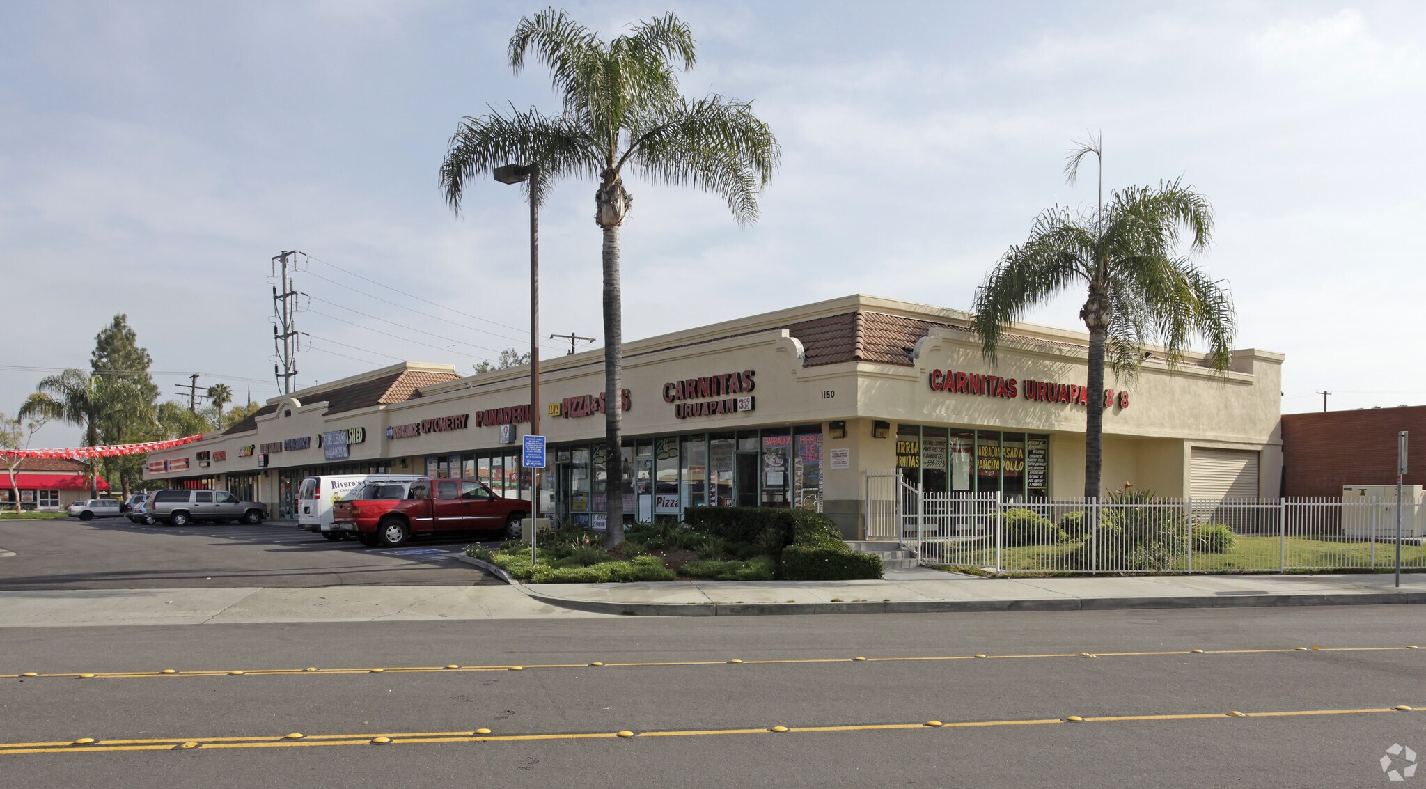 1150 N Harbor Blvd, Anaheim, CA à louer Photo principale– Image 1 sur 5