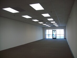 2605-2645 S Decatur Blvd, Las Vegas, NV à louer Photo de l’immeuble– Image 2 sur 4