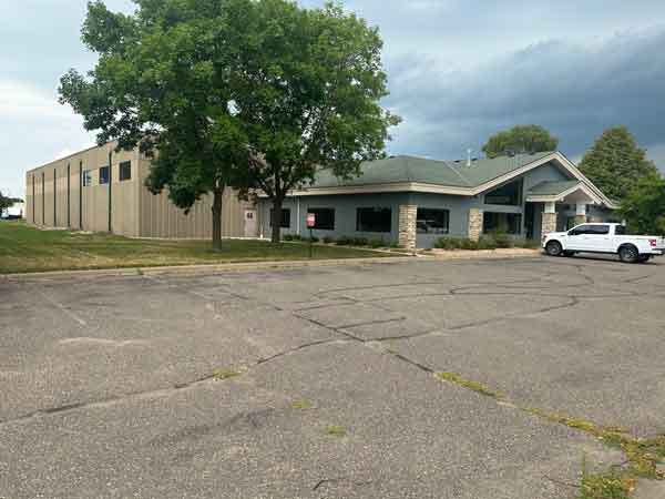 700 Lund Blvd, Anoka, MN à louer - Photo de l’immeuble – Image 1 sur 7
