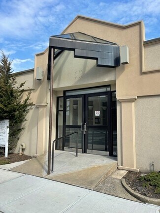 Plus de détails pour 10 Union Ave, Lynbrook, NY - Bureau à vendre