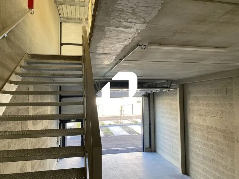 Local d’activités dans Gradignan à louer - Photo intérieure – Image 3 sur 3