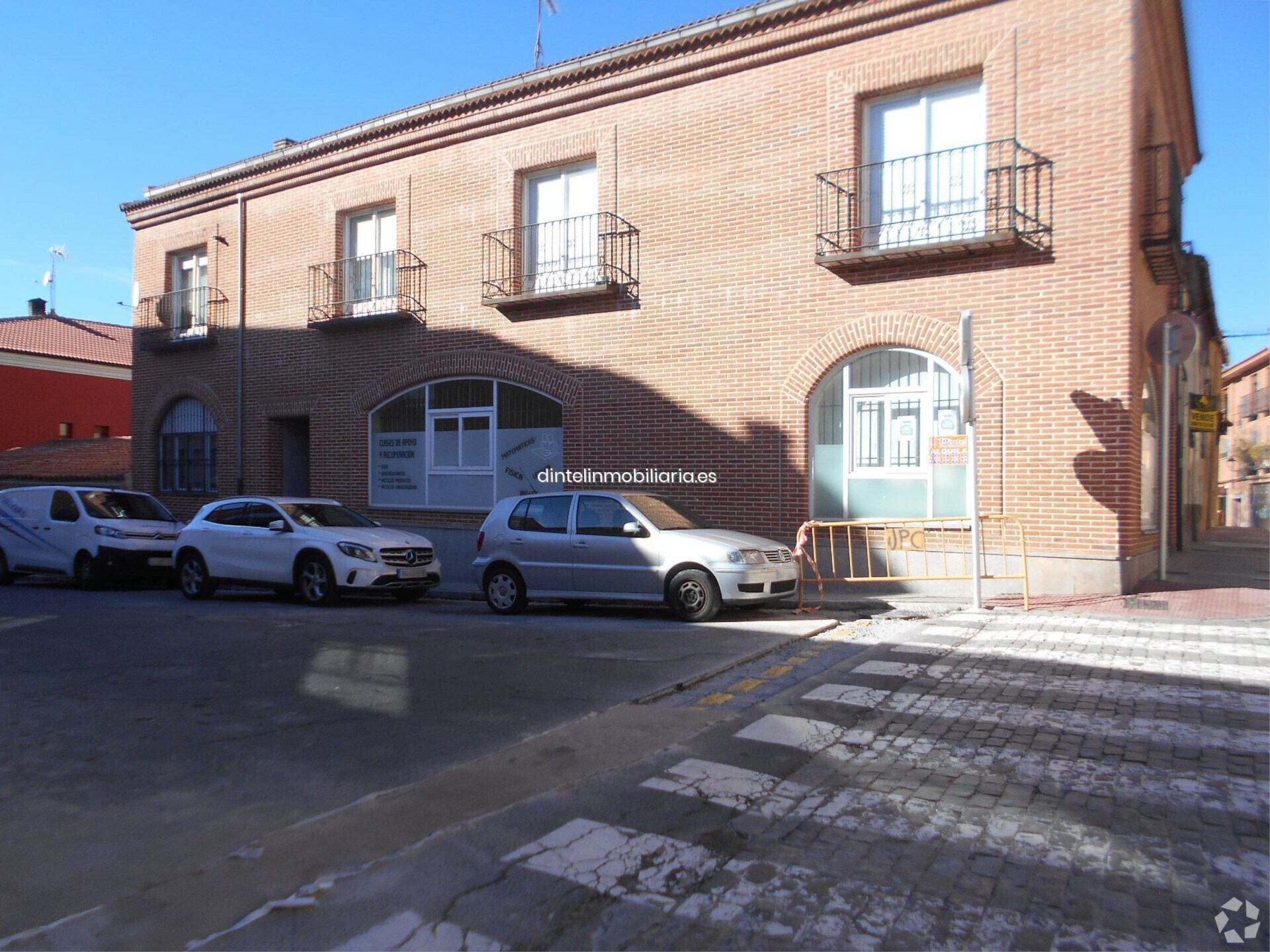 Immeuble residentiel dans Ávila, Ávila à vendre Photo intérieure– Image 1 sur 2