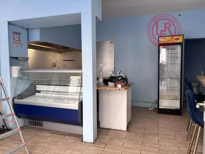 Local commercial dans Paris à louer - Photo de l’immeuble – Image 3 sur 3