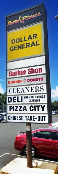 100 N Middletown Rd, Pearl River, NY à louer - Photo de l’immeuble – Image 3 sur 5