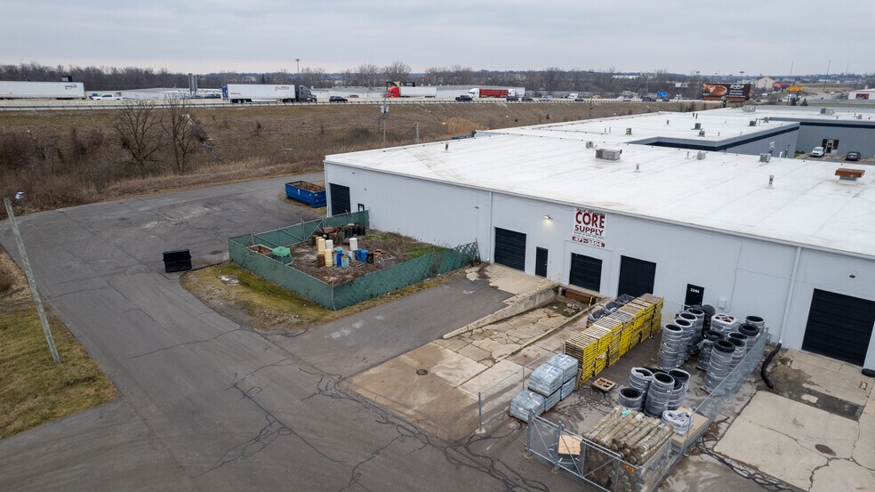 2202-2250 Research Dr, Fort Wayne, IN à louer - Photo de l’immeuble – Image 3 sur 6