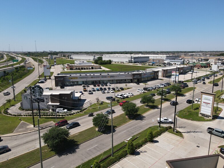 23021 Morton Ranch Rd, Katy, TX à louer - Photo de l’immeuble – Image 2 sur 9