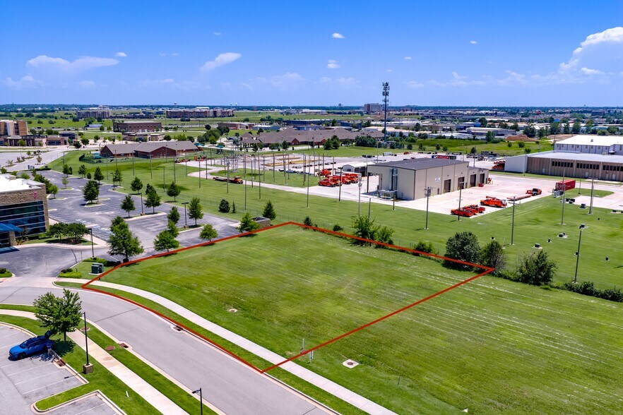 3480 RC Luttrell Dr, Norman, OK à vendre - Photo de l’immeuble – Image 3 sur 22