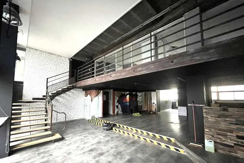 Local commercial dans Rouen à louer - Photo intérieure – Image 1 sur 5