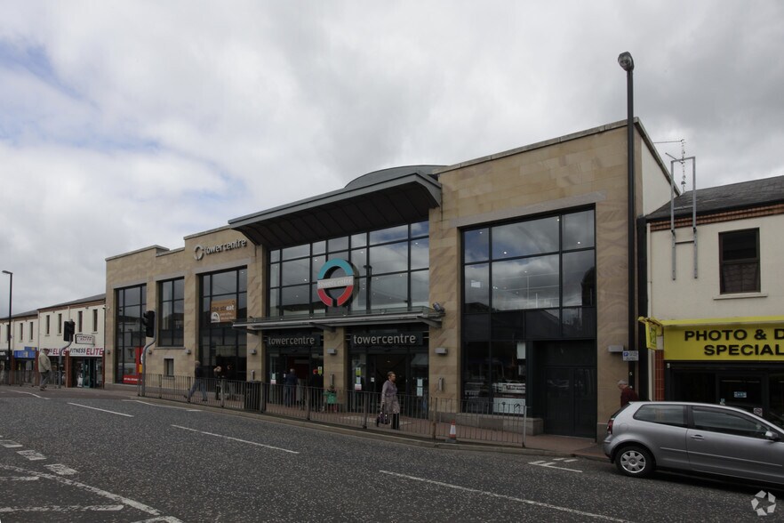 Wellington St, Ballymena à louer - Photo principale – Image 1 sur 9