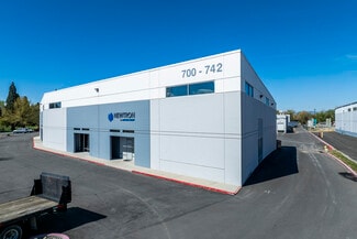 Plus de détails pour 700-742 Spice Islands Dr, Sparks, NV - Industriel/Logistique à louer