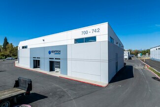 Plus de détails pour 700-742 Spice Islands Dr, Sparks, NV - Industriel/Logistique à louer