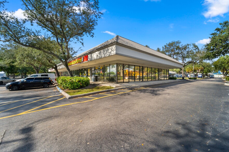 2500-2580 State Road 7, Hollywood, FL à louer - Photo de l’immeuble – Image 1 sur 5