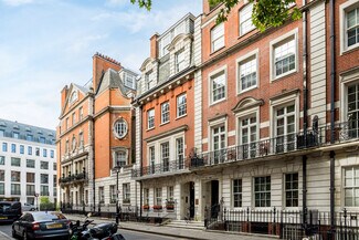 Plus de détails pour 22 Gilbert St, Londres - Bureau à louer