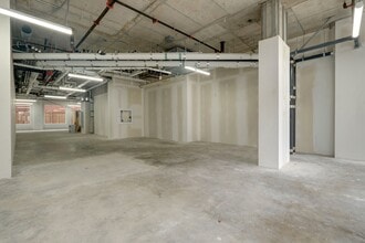 399 Winston Av, Ottawa, ON à louer Photo intérieure– Image 1 sur 15