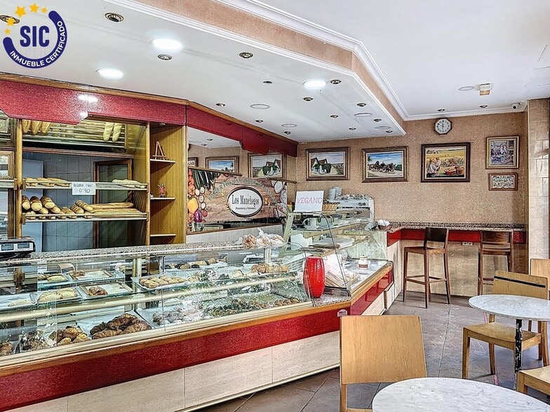 Local commercial dans València, Valencia à louer - Photo de l’immeuble – Image 2 sur 34