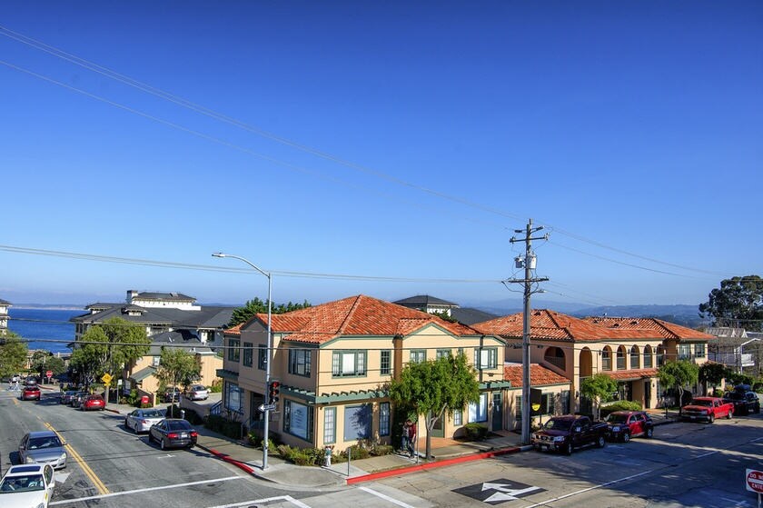 380-398 Foam St, Monterey, CA à louer - Photo de l’immeuble – Image 3 sur 7