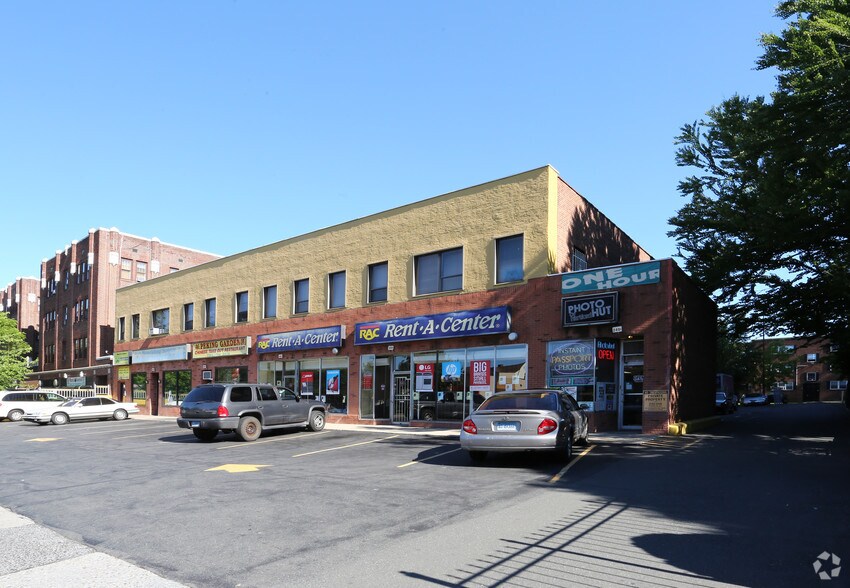 240-248 Farmington Ave, Hartford, CT à louer - Photo principale – Image 1 sur 4