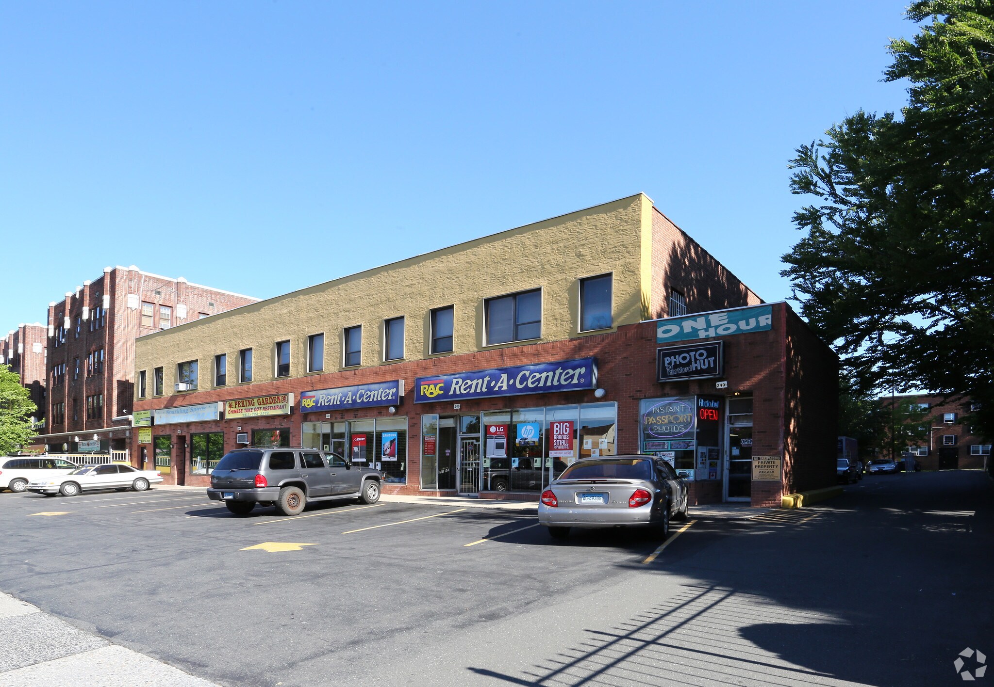 240-248 Farmington Ave, Hartford, CT à louer Photo principale– Image 1 sur 5