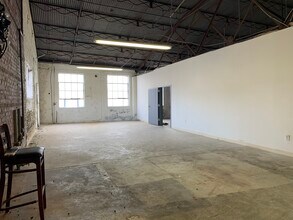 311 Jesse Jewell Pky, Gainesville, GA à louer Photo intérieure– Image 2 sur 7