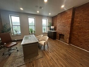 7518 3rd Ave, Brooklyn, NY à louer Photo intérieure– Image 1 sur 5