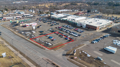 1175 Hastings Way, Eau Claire, WI - VUE AÉRIENNE  vue de carte - Image1