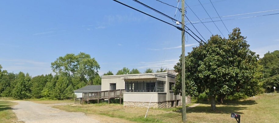 471 Chatham Heights Rd, Fredericksburg, VA à vendre - Photo de l’immeuble – Image 1 sur 5