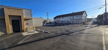 8805 Reseda Blvd, Northridge, CA à louer Photo intérieure– Image 2 sur 16