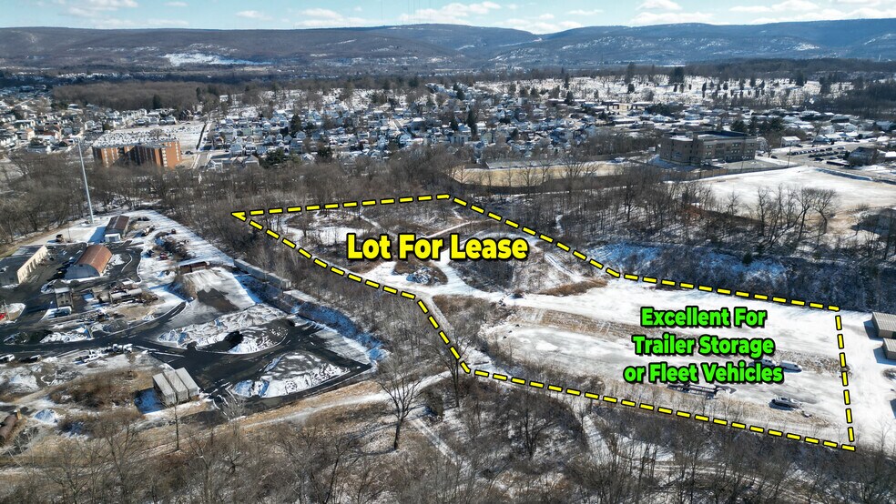 110 W Saint Marys Rd, Hanover Township, PA à louer - Photo de l’immeuble – Image 2 sur 16