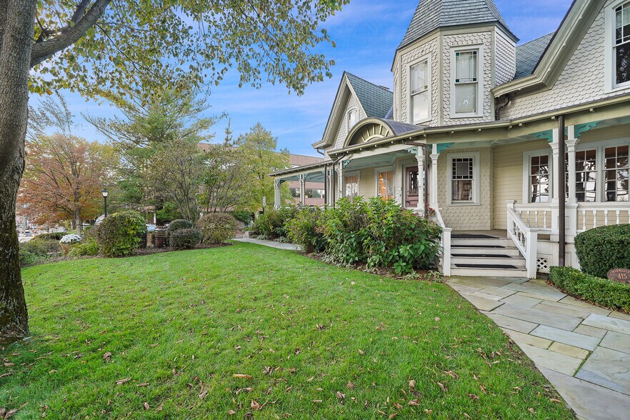 413-415 Bedford Rd, Pleasantville, NY à vendre - Photo de l’immeuble – Image 3 sur 31