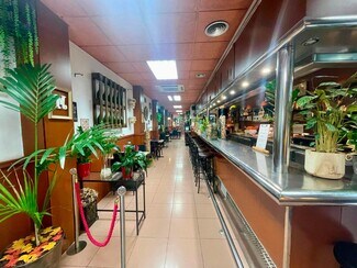 Plus de détails pour Local commercial à louer