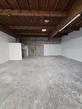 11654-11660 Sheldon St, Sun Valley, CA à louer Photo intérieure– Image 2 sur 5