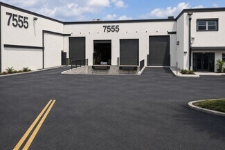 Plus de détails pour 7525-7575 NW 74th Ave, Medley, FL - Industriel/Logistique à louer