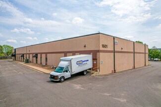 Plus de détails pour 1601 67th Ave N, Brooklyn Center, MN - Industriel/Logistique à louer