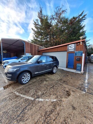 Plus de détails pour Sample Oak Ln, Chilworth - Industriel/Logistique à louer