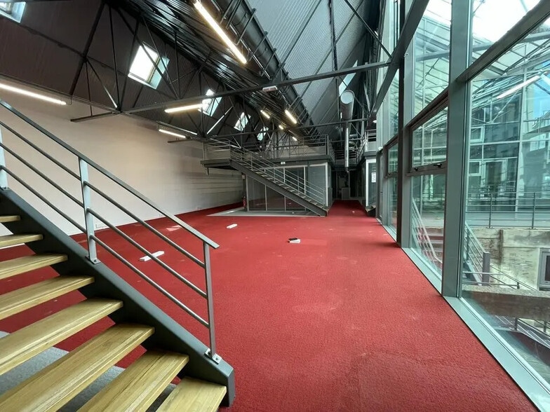 Bureau dans Nantes à louer - Photo de l’immeuble – Image 1 sur 5