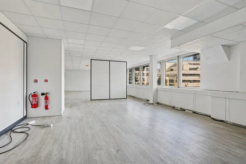 Bureau dans Paris à louer - Photo de l’immeuble – Image 3 sur 15