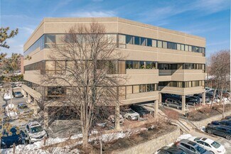 Plus de détails pour 91 Montvale Ave, Stoneham, MA - Bureau à louer