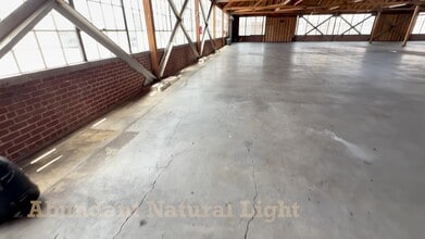 2900 E 11th St, Los Angeles, CA à louer - Vidéo sur l’annonce professionnelle