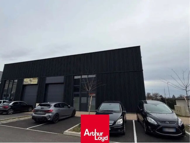 Plus de détails pour Bureau, Local d'activités à louer