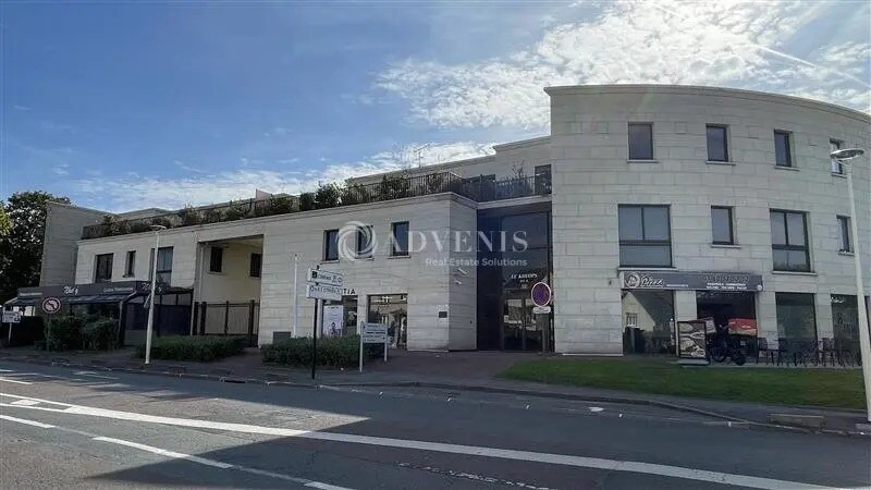 Bureau dans Torcy à louer Photo de l’immeuble– Image 1 sur 12