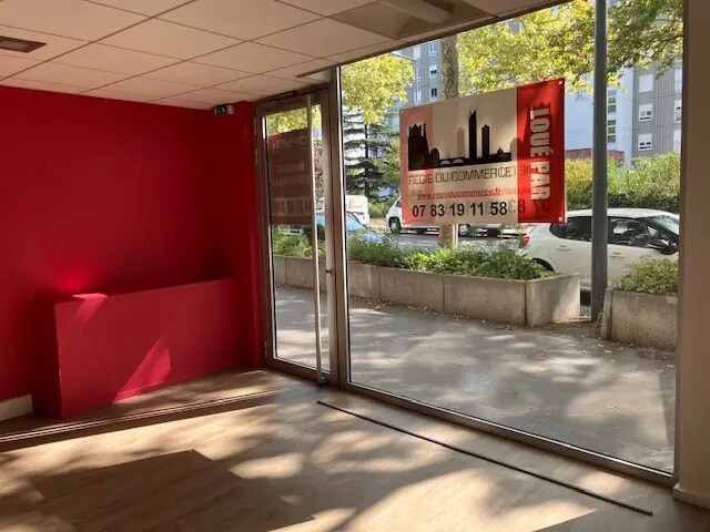Local commercial dans Lyon à louer - Photo de l’immeuble – Image 2 sur 20