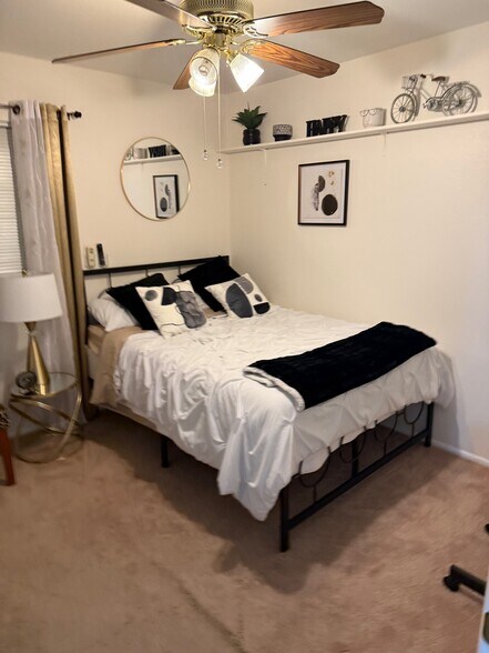 43903 Kennsington Pl, Lancaster, CA à vendre - Photo de l’immeuble – Image 3 sur 4