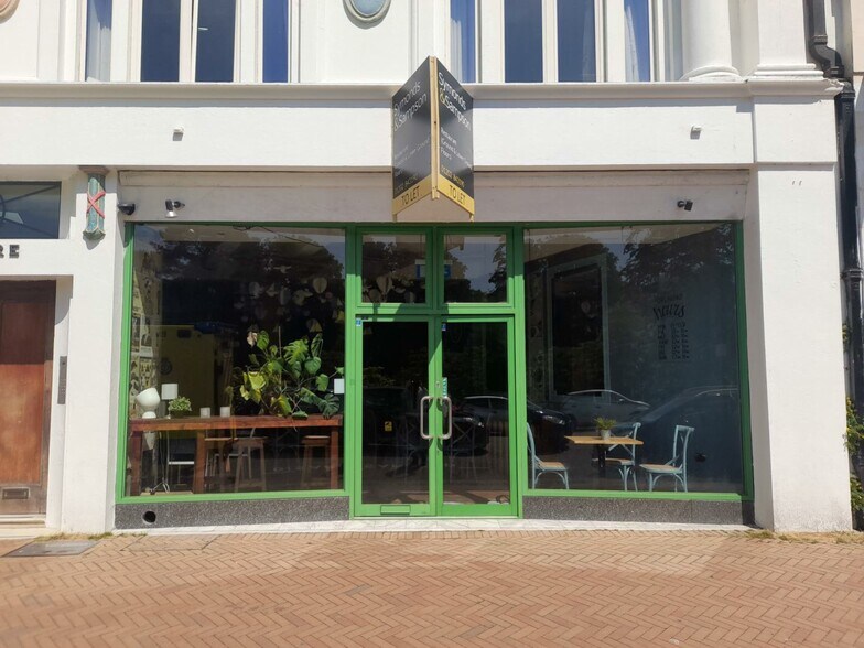 39 Bourne Av, Bournemouth à louer - Photo de l’immeuble – Image 2 sur 3