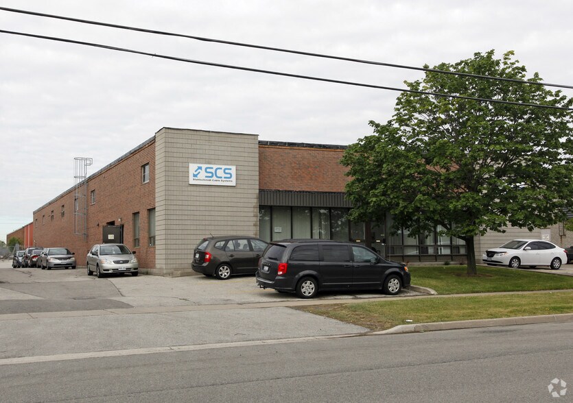 5208 Everest Dr, Mississauga, ON à louer - Photo principale – Image 1 sur 2