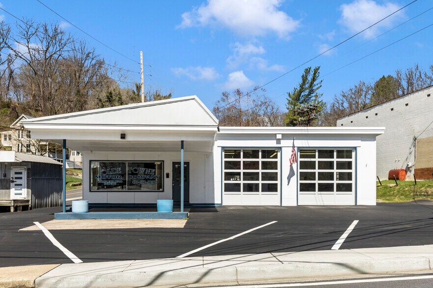 7415 Springfield Ave, Sykesville, MD à vendre - Photo de l’immeuble – Image 3 sur 22