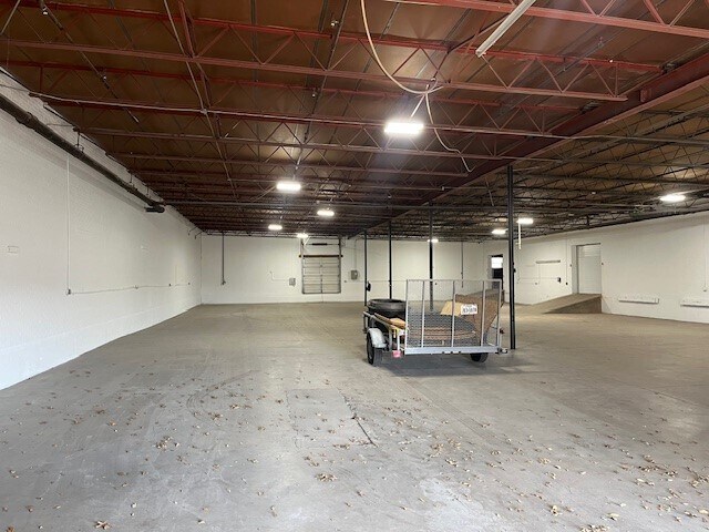 8500-8600 Sovereign Row, Dallas, TX à louer - Photo intérieure – Image 3 sur 13