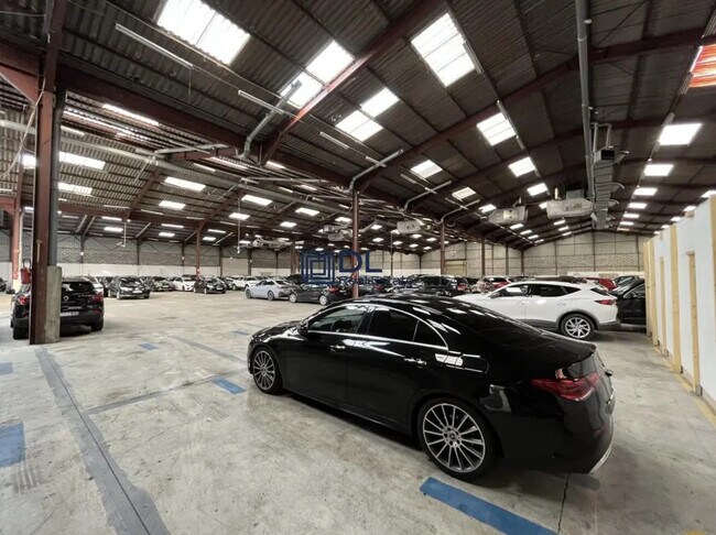 Plus de détails pour Industriel/Logistique à louer