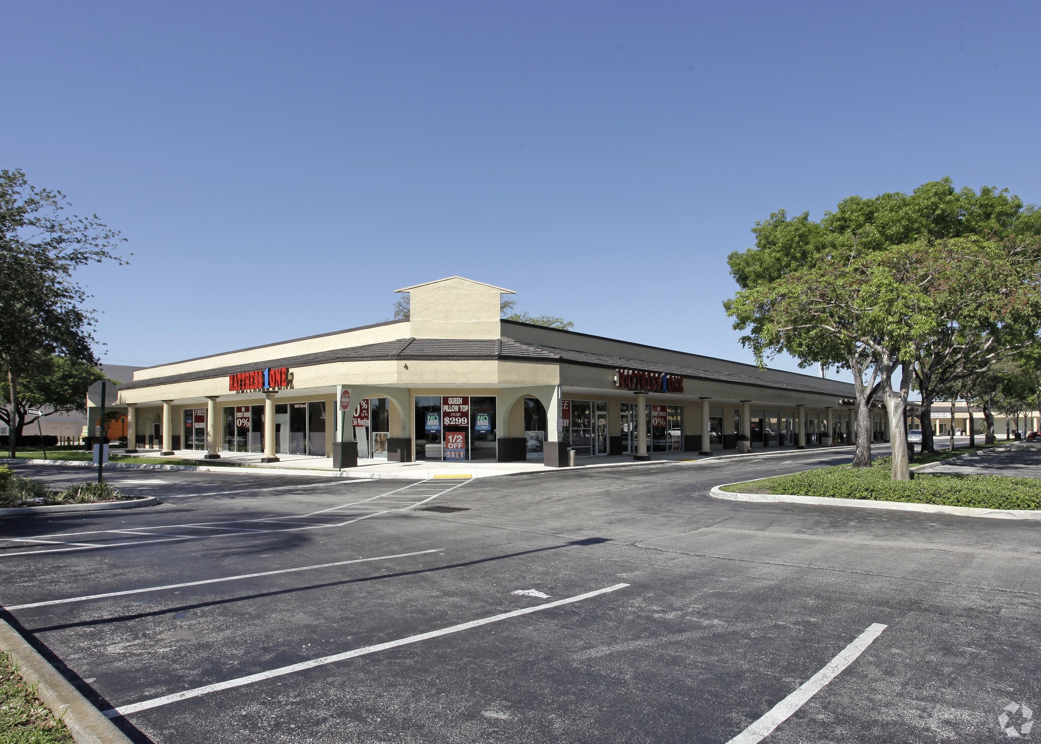 5503-5795 S University Dr, Davie, FL à louer Photo principale– Image 1 sur 6